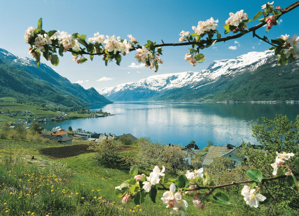 Per Eide - VisitNorway.com - Vista de un Fiordo (Noruega)