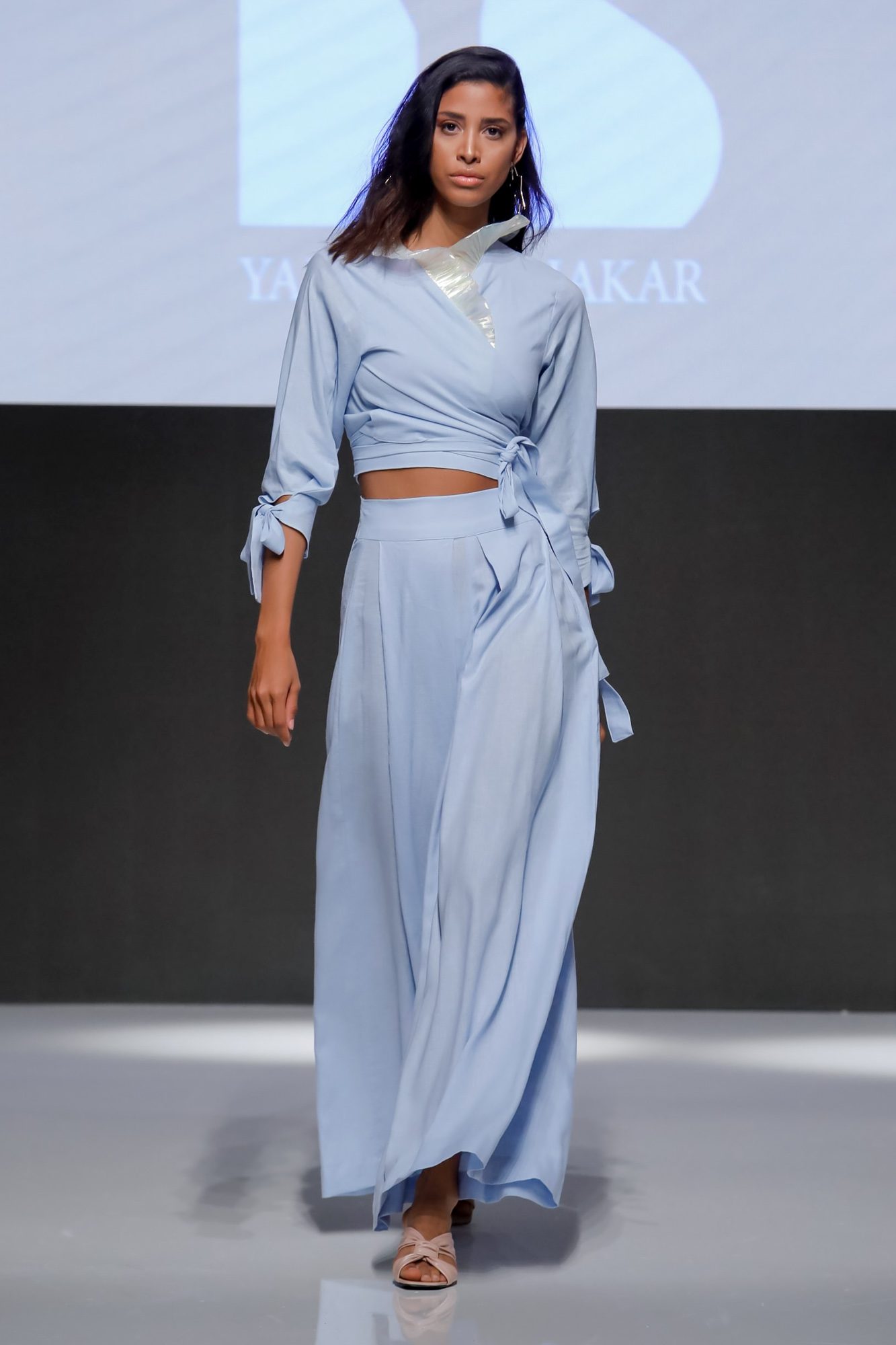 Yara Bin Shakar Resort 2020 Collection Arab Fashion Week in Dubai